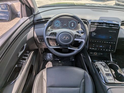 Used 2024 Hyundai Tucson Limited AWD/4WD image 17