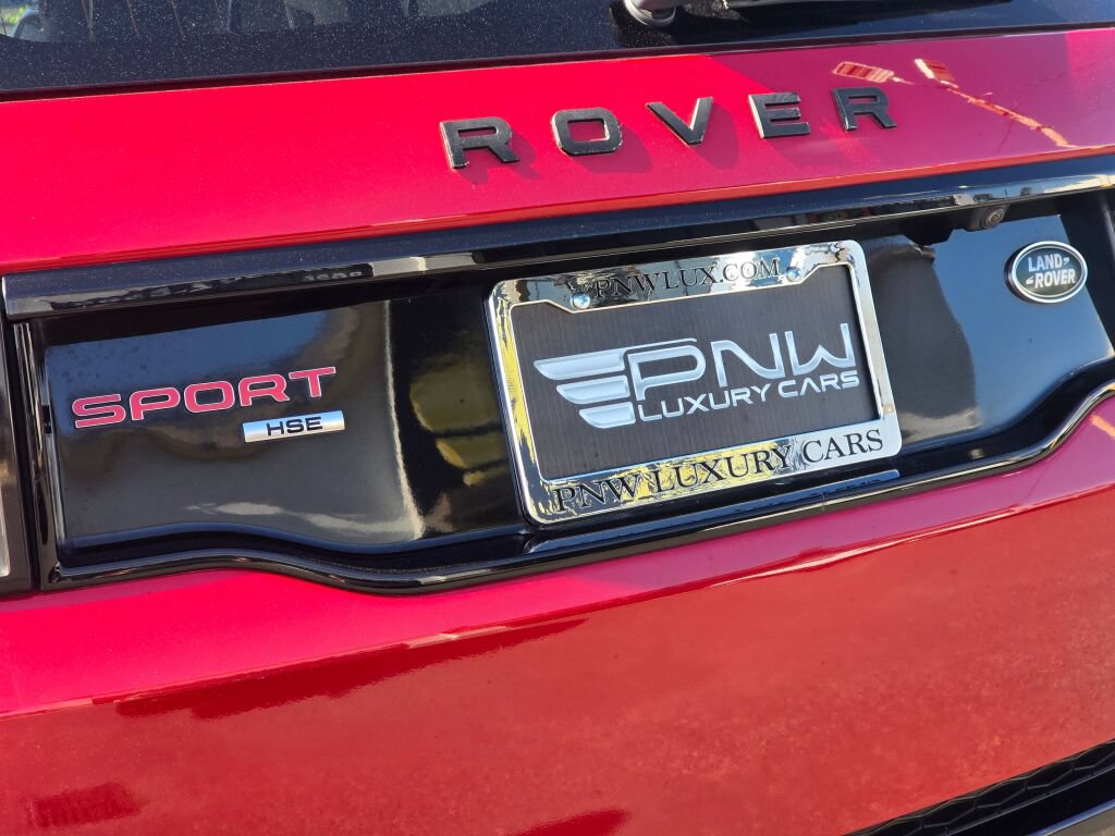 Used 2019 Land Rover Discovery Sport HSE AWD/4WD image 12