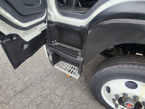 New 2025 Isuzu FTR 6500 XD image 10