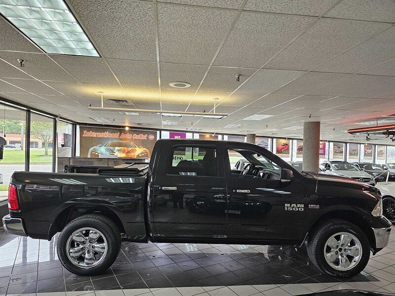 Used 2017 RAM 1500 Big Horn AWD/4WD image 5