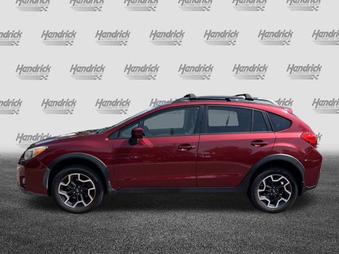 Used 2017 Subaru Crosstrek 2.0i Premium w/ Moonroof Package AWD/4WD image 7