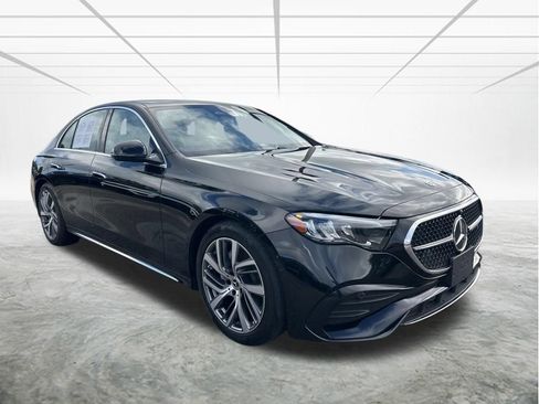 Used 2025 Mercedes-Benz E 350 Sedan image 2