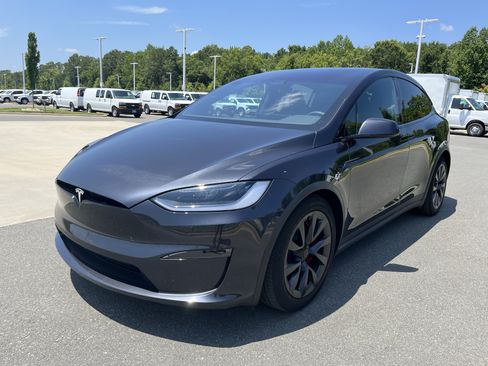 Used 2025 Tesla Model X Plaid AWD/4WD image 5
