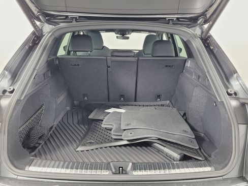 New 2025 Audi SQ5 Premium Plus image 8