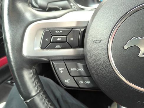 Used 2018 Ford Mustang GT Premium w/ Equipment Group 401A RWD image 31