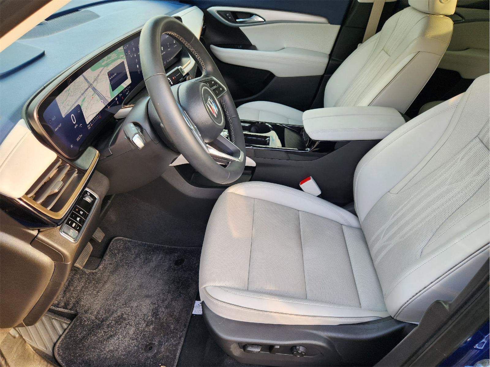 Used 2024 Buick Envision Avenir AWD/4WD image 14