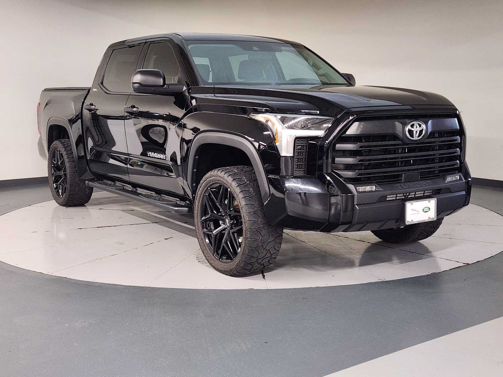 Used 2022 Toyota Tundra SR5 RWD image 7