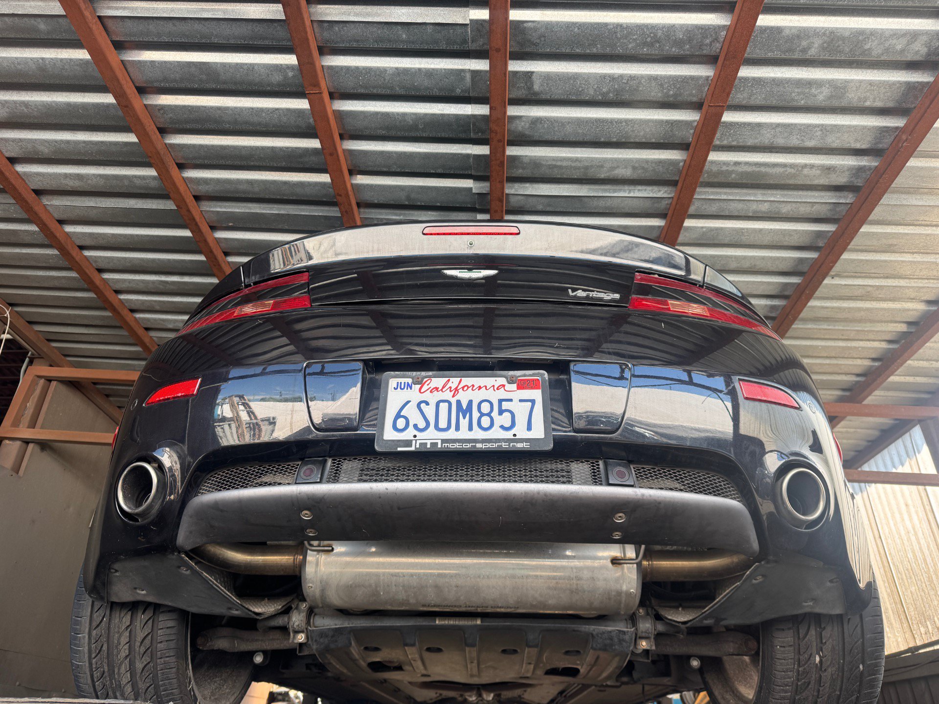 Used 2007 Aston Martin V8 Vantage Coupe RWD image 42
