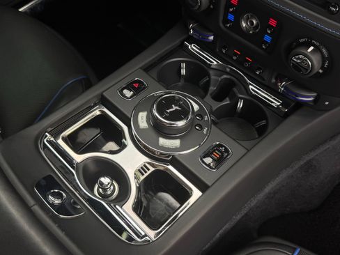 Used 2016 Rolls-Royce Wraith RWD image 47