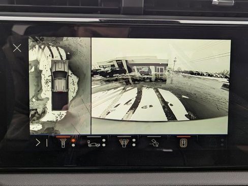 New 2026 GMC Sierra 2500 AT4 w/ AT4 Premium Plus Package image 18