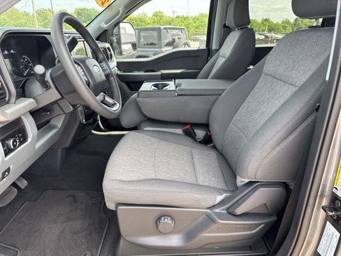 Used 2024 Ford F250 XL w/ STX Appearance Package image 5