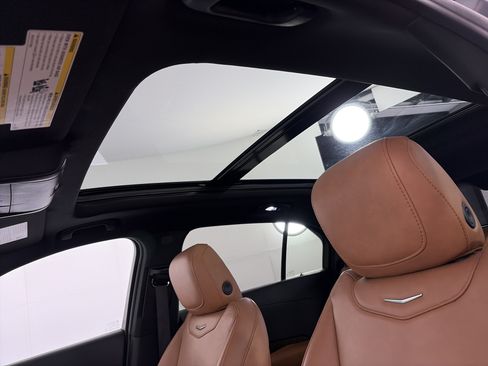 Certified 2023 Cadillac XT4 Sport AWD/4WD image 19