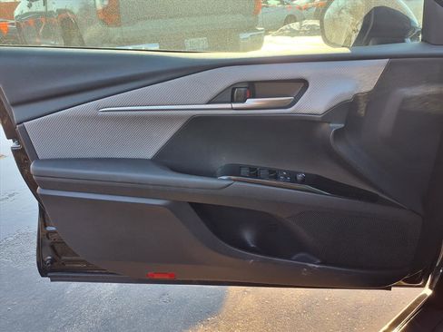 Certified 2025 Toyota Camry SE w/ Convenience Package image 16