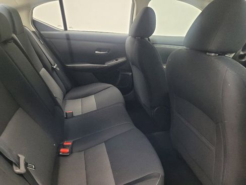 Used 2021 Nissan Sentra SV image 19