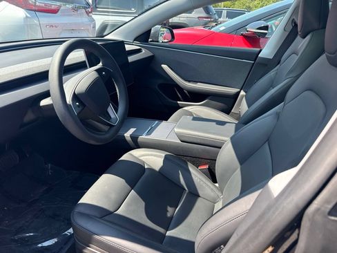Used 2025 Tesla Model 3 Long Range RWD image 3
