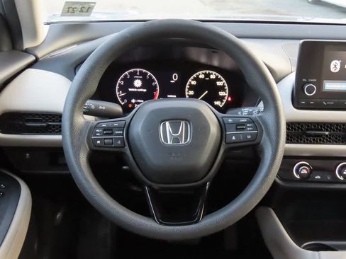 Certified 2023 Honda HR-V LX image 18