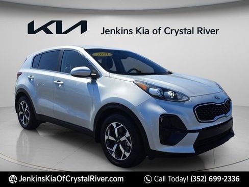 Used 2021 Kia Sportage LX image 4