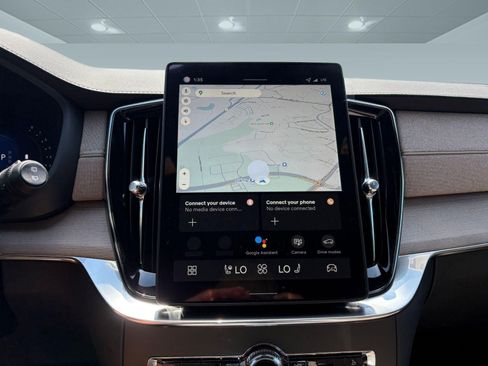 New 2026 Volvo XC90 B6 Plus w/ Protection Package image 29