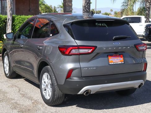 Used 2025 Ford Escape Active w/ Tech Pack #1 FWD image 6