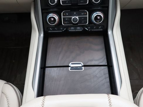 Certified 2021 GMC Yukon Denali w/ Denali Premium Package image 11