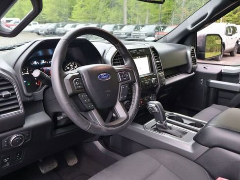 Used 2019 Ford F150 XLT w/ Equipment Group 302A Luxury AWD/4WD image 8