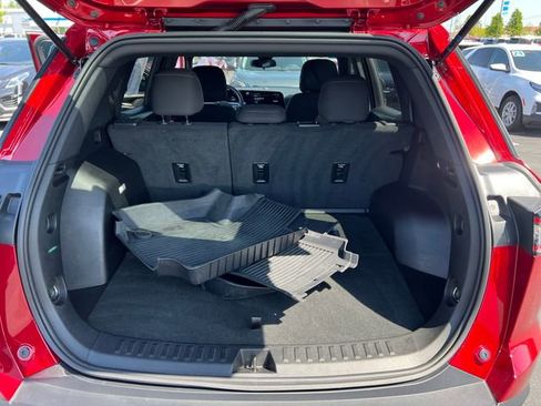 Certified 2025 Chevrolet Equinox LT FWD image 25
