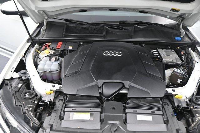 Used 2021 Audi Q7 3.0T Premium w/ Convenience Package AWD/4WD image 12