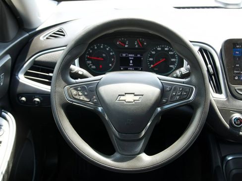 Used 2024 Chevrolet Malibu LT FWD image 14