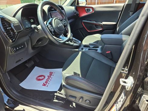 Used 2025 Kia Soul GT-Line w/ GT-Line Technology Package FWD image 13