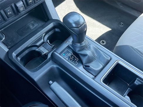 Used 2023 Toyota Tacoma TRD Off-Road image 16