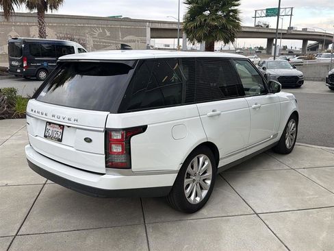 Used 2017 Land Rover Range Rover HSE image 6