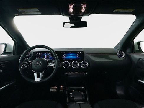 Certified 2023 Mercedes-Benz GLA 250 4MATIC image 28
