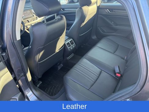 Used 2022 Honda Accord Touring image 17