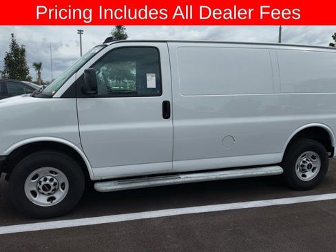 Used 2024 GMC Savana 2500 w/ Driver Convenience Package RWD image 2