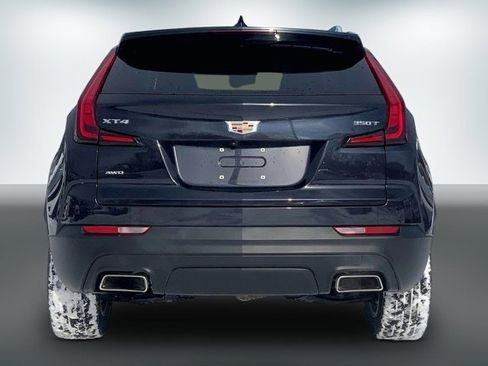 Used 2023 Cadillac XT4 Luxury w/ Cold Weather Package image 3