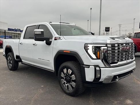 New 2026 GMC Sierra 2500 Denali w/ Denali Reserve Package image 2