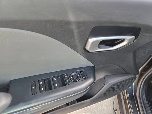 Used 2025 Kia K4 FWD image 14