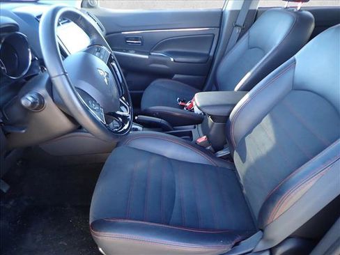 Used 2024 Mitsubishi Outlander Sport AWD image 9