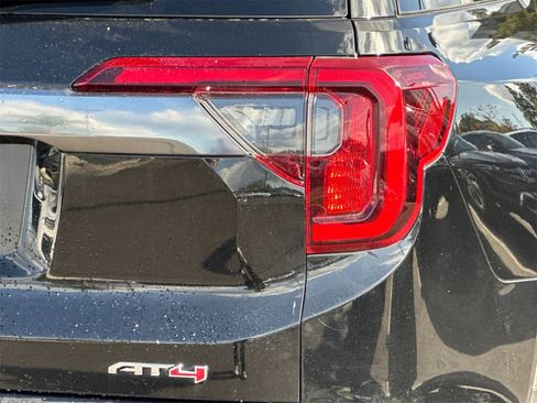 Used 2023 GMC Acadia AT4 w/ Technology Package image 34