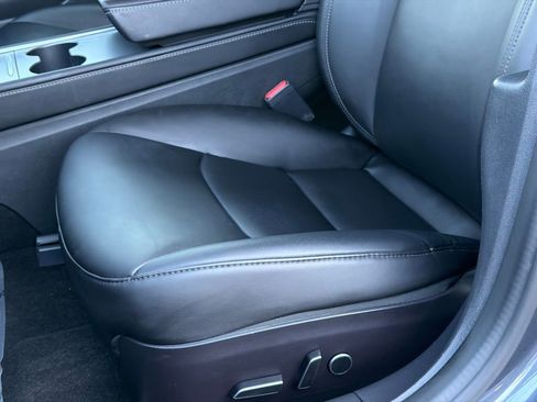 Used 2022 Tesla Model 3 Long Range image 16