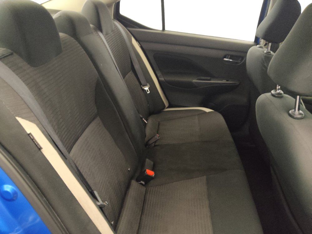 Used 2021 Nissan Versa SV FWD image 19