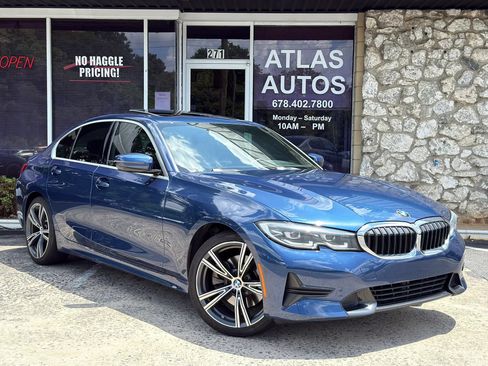 Used 2021 BMW 330i Sedan w/ Premium Package RWD image 1