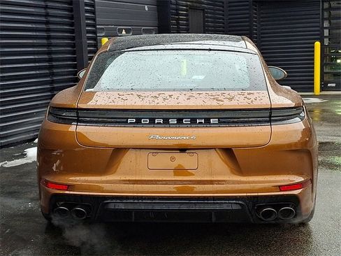New 2025 Porsche Panamera 4 image 6