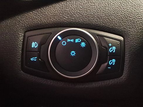 Used 2019 Ford Escape SE AWD/4WD image 23