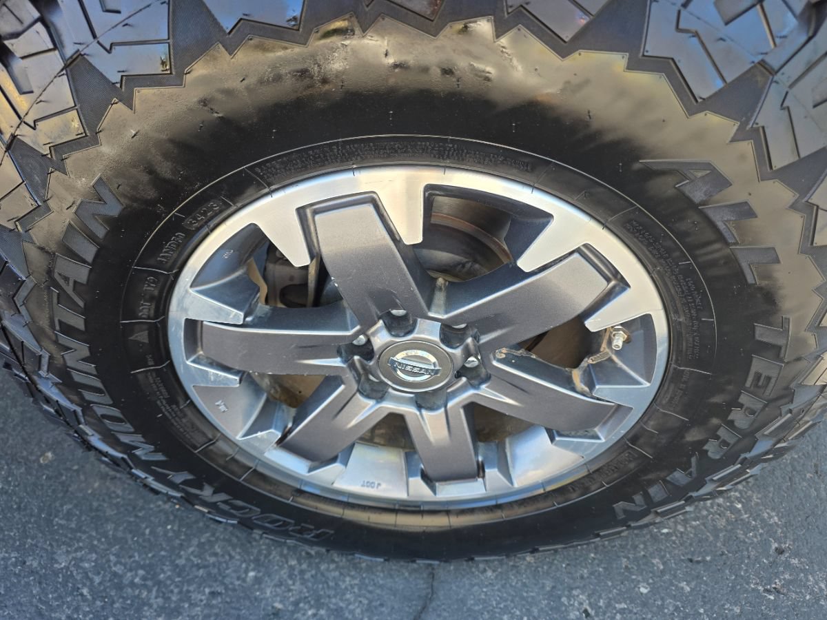 Used 2014 Nissan Frontier Desert Runner RWD image 7