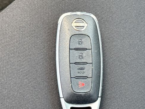 Used 2024 Nissan Sentra SV FWD image 28