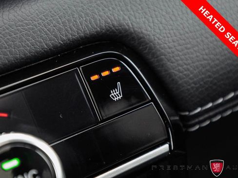 Used 2025 Honda Pilot Touring image 8