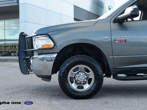 Used 2012 RAM 3500 ST w/ Chrome Appearance Group image 11
