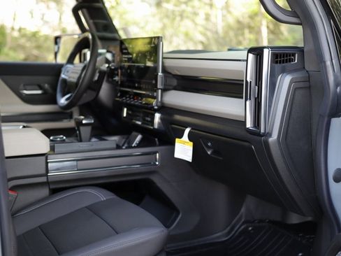 New 2026 GMC Hummer EV SUV image 45
