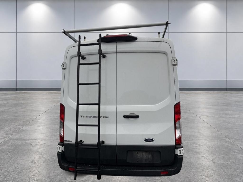 Used 2018 Ford Transit 250 130 Medium Roof w/ Exterior Upgrade Package RWD image 8